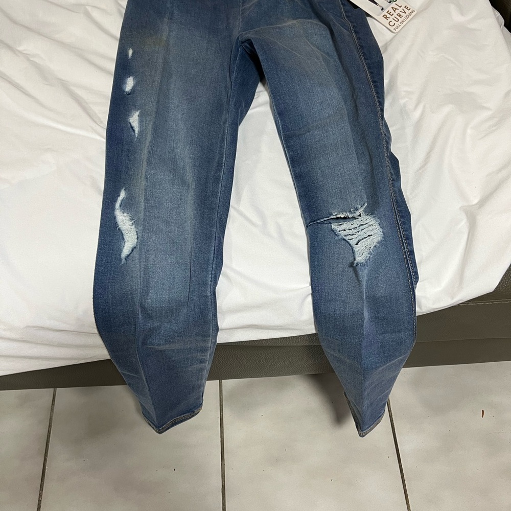 Juniors  Blue Distressed Jeans